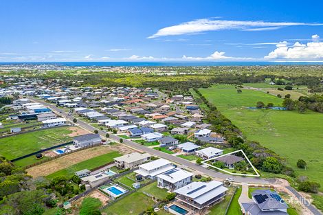 Property photo of 1 Sandy View Drive Nikenbah QLD 4655