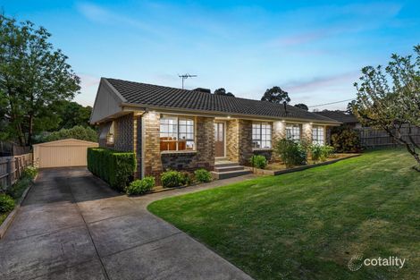5 Myoora Dr, Mooroolbark, VIC 3138