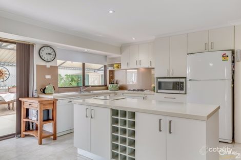 19 Logpine Cres, Camillo, WA 6111