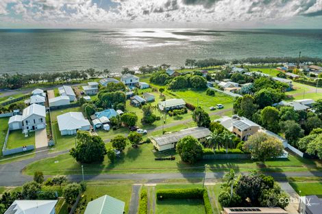 11 Hunter St, Burnett Heads, QLD 4670