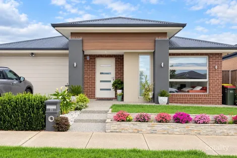 19 Clapham Ave, Wollert, VIC 3750
