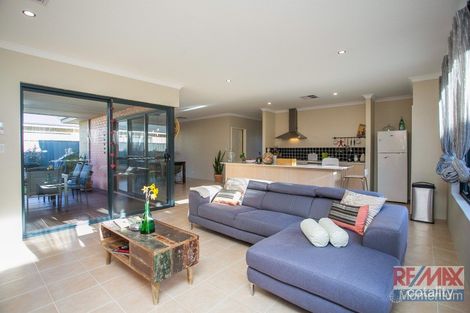 16 Trusty Way, Piara Waters, WA 6112