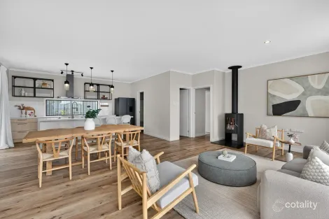 Property photo of 11 Cameron Court Encounter Bay SA 5211