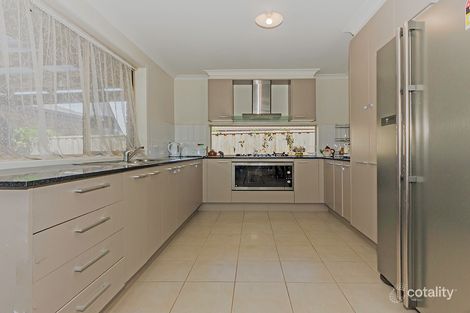 Property photo of 43 Yellow Gum Way Manor Lakes VIC 3024