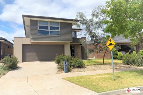 18 Latitude Prom, Truganina, VIC 3029