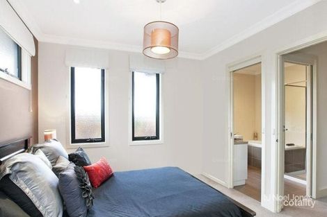 Property photo of 3/21 Westfield Drive Doncaster VIC 3108