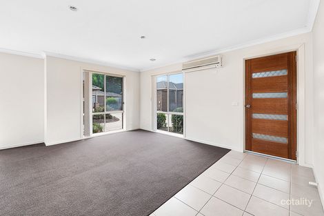 Property photo of 1/7-9 Elizabeth Street Cranbourne North VIC 3977