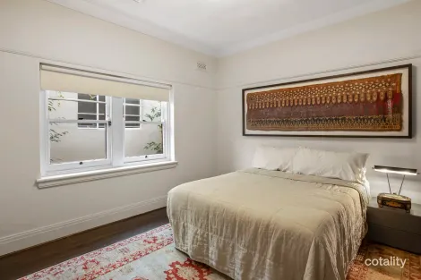 Property photo of 2/635 Malvern Road Toorak VIC 3142