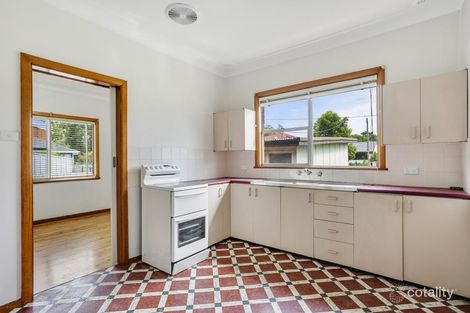 Property photo of 39 Lakedge Avenue Berkeley Vale NSW 2261