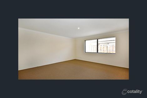 Property photo of 2/8 Evesham Drive Ellenbrook WA 6069