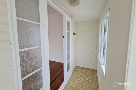 Property photo of 11 Thackeray Street Park Avenue QLD 4701