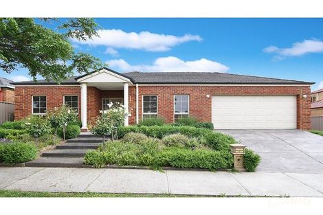 Property photo of 4 Appin Close Craigieburn VIC 3064