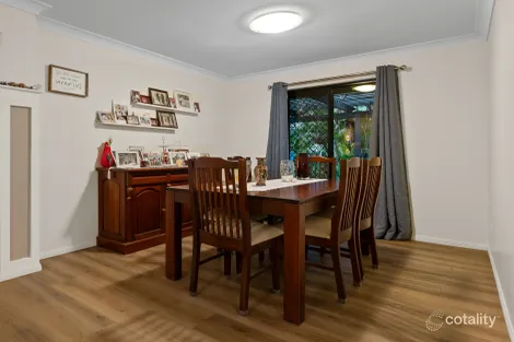 Property photo of 34 College Road Karana Downs QLD 4306