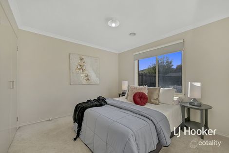 Property photo of 16 Buloke Crescent Kilmore VIC 3764