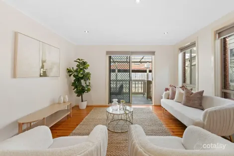 Property photo of 4 Heritage Drive Mill Park VIC 3082