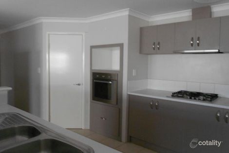 Property photo of 8 Alondro Way Meadow Springs WA 6210