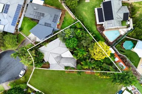 8 Kenley Ct, Carrara, QLD 4211