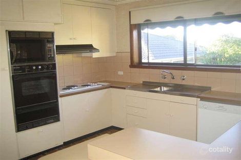 Property photo of 16 Lynne Street Donvale VIC 3111