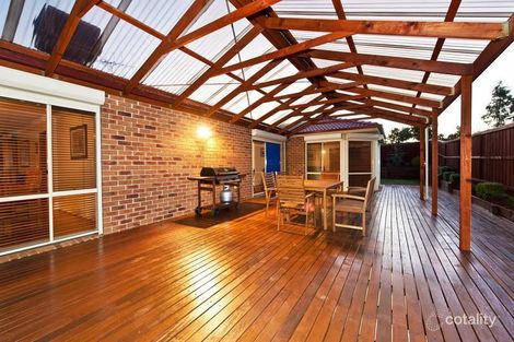 Property photo of 2 Scarlet Drive Bundoora VIC 3083