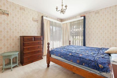 Property photo of 3 Arapilles Drive Templestowe Lower VIC 3107
