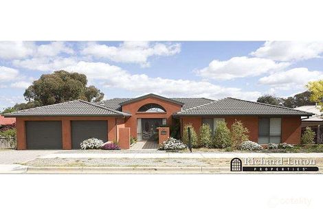 Property photo of 31 Carolyn Jackson Drive Jerrabomberra NSW 2619