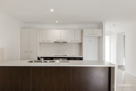 Property photo of 15 Paperbark Drive Glenvale QLD 4350