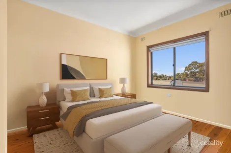 Property photo of 16 Gregory Street Coniston NSW 2500