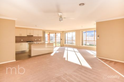 Property photo of 4 Robinson Court Orange NSW 2800