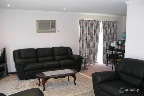 Property photo of 41 Michelle Drive Hampton Park VIC 3976