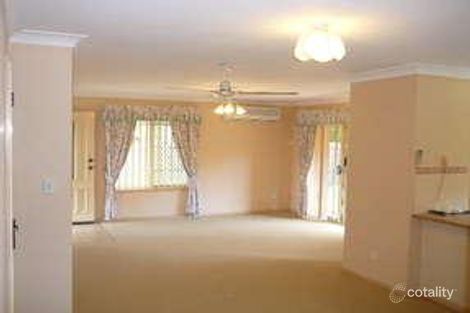 Property photo of 30/7A Copernicus Street Wynnum West QLD 4178