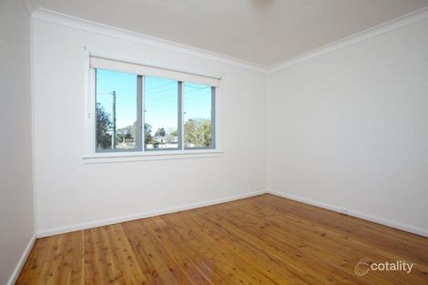 27 Trumper St, Warilla, NSW 2528