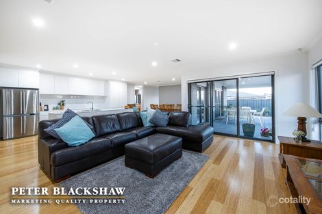 2 Utz St, Coombs, ACT 2611