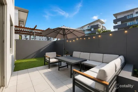 5101/12-14 Executive Dr, Burleigh Waters, QLD 4220