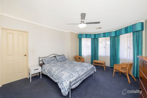 Property photo of 17 Fontenay Court Port Kennedy WA 6172