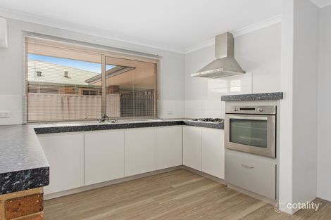 Property photo of 8 Sprite Place Waikiki WA 6169