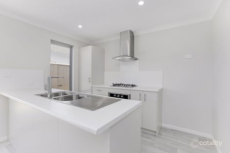 Property photo of 11C Bluebill Road Banksia Grove WA 6031