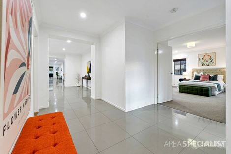 Property photo of 2 Ackland Court Berwick VIC 3806