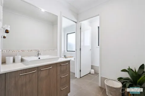 Property photo of 10 Kelvin Court Flagstone QLD 4280