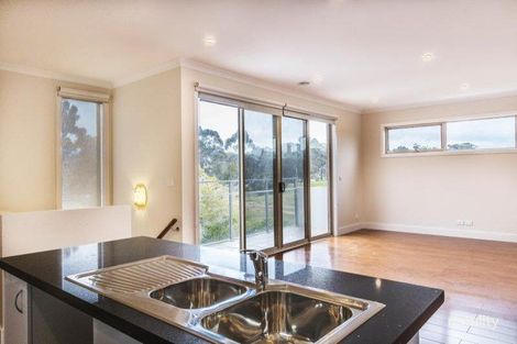 Property photo of 4/16 Thurston Street Box Hill VIC 3128