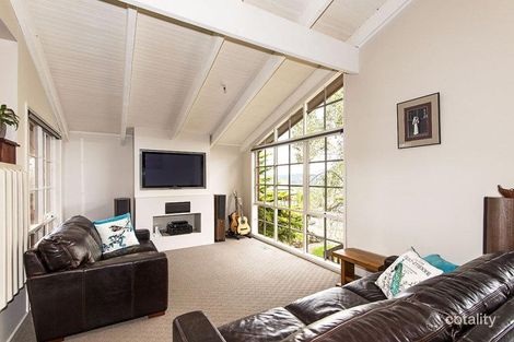 Property photo of 9 Pledger Close Diamond Creek VIC 3089