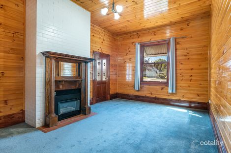 Property photo of 21 Scoresby Street Hamilton VIC 3300