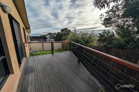 Property photo of 1/142 Middle Road Miandetta TAS 7310