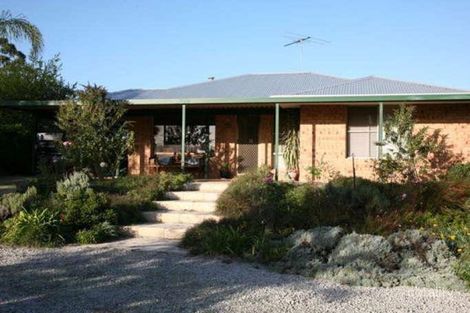 Property photo of 33 Holmes Road Oakford WA 6121