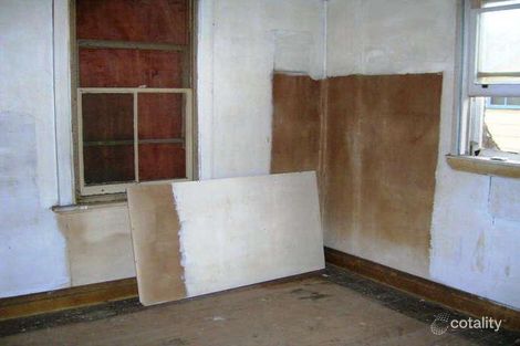 8 Shaw Ave, Eildon, VIC 3713