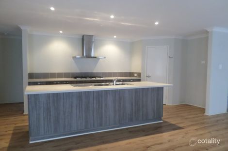 43 Markwell Ave, Haynes, WA 6112