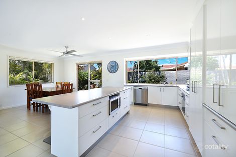 Property photo of 4 Statice Avenue Hollywell QLD 4216