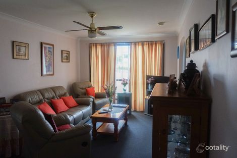 Property photo of 1/10 Storey Street Oak Flats NSW 2529