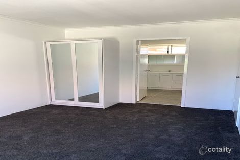 Property photo of 2/31 Bradley Street Newport VIC 3015