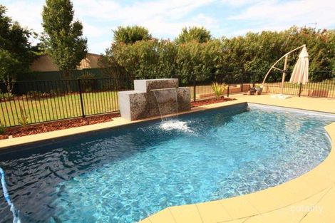 Property photo of 12 Handara Close Dubbo NSW 2830