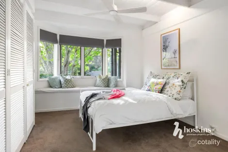 Property photo of 14-16 Feversham Avenue Park Orchards VIC 3114